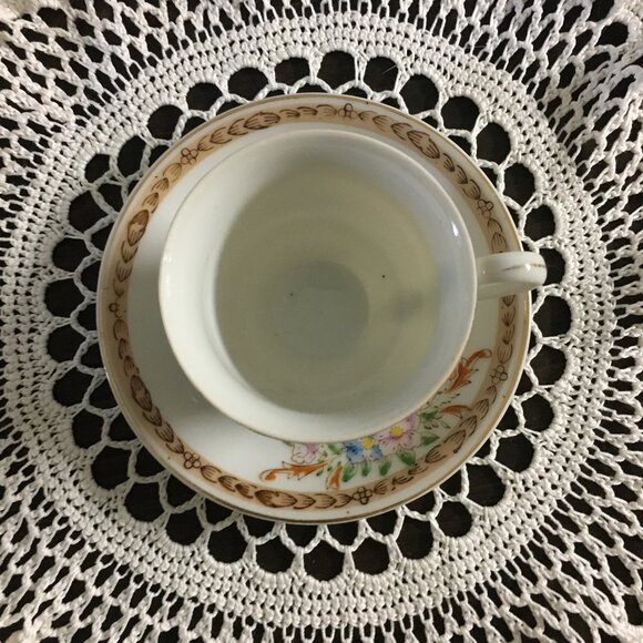Minature Made In Japan Floral and Gold Teacup & Saucer Set - Picture 6 of 16